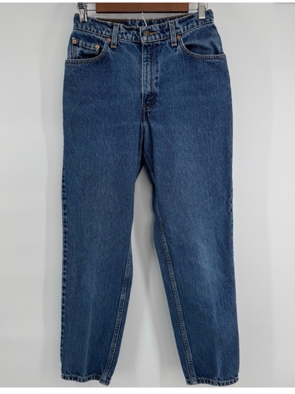 Levi's 550 Vintage Mom Jean Relaxed Fit Tapered
Leg Women's Size 8S Denim Jeans - Picture 3 of 11